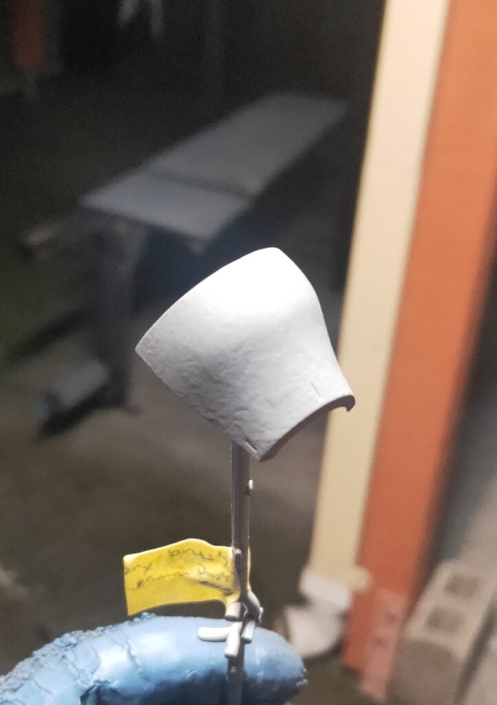bandai mg qubeley - customization - primed and textured painting test piece