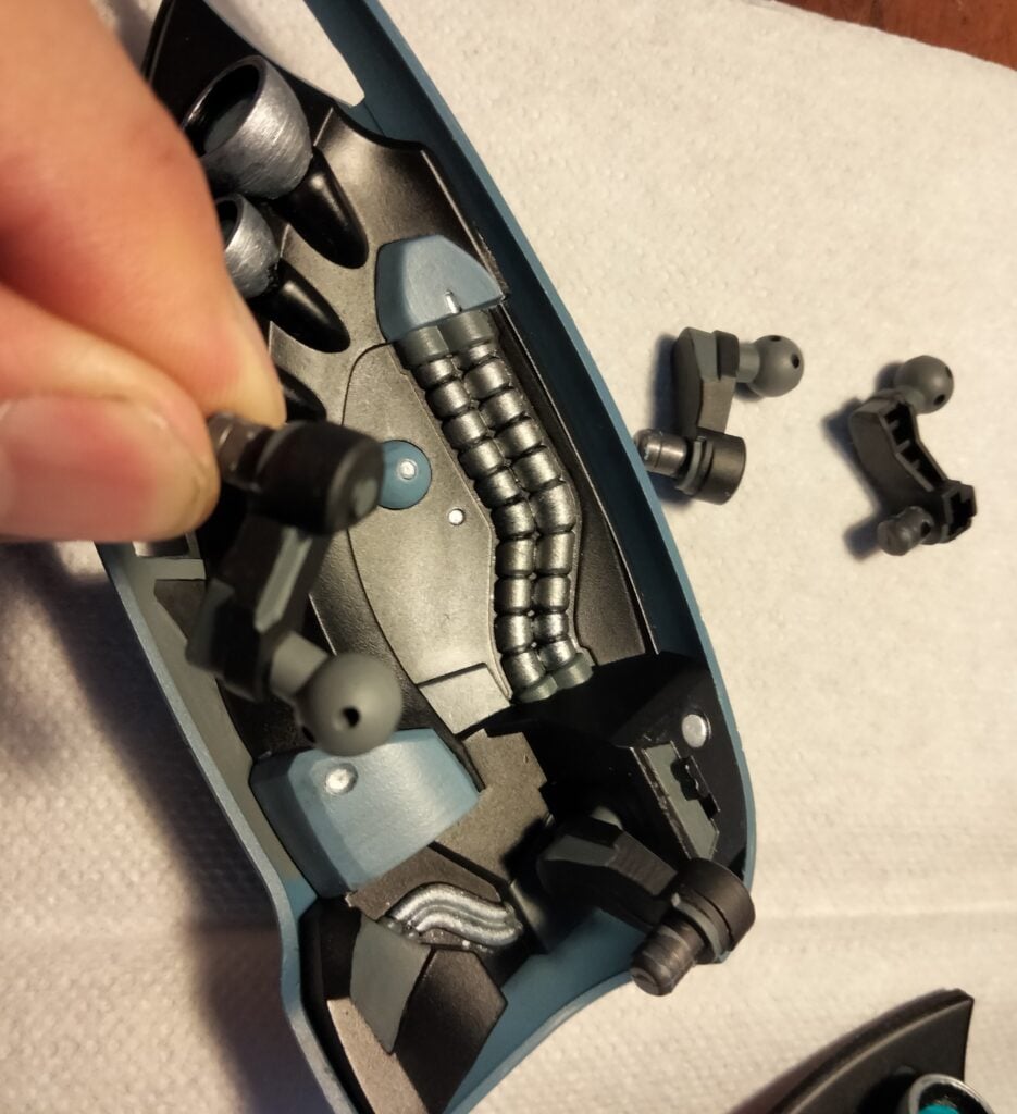 bandai my qubeley custom - detail painting on inner frame