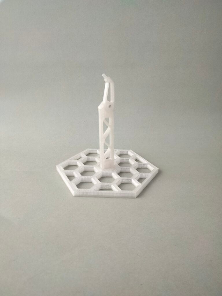 mobile-doll-3d-printed-stand-right