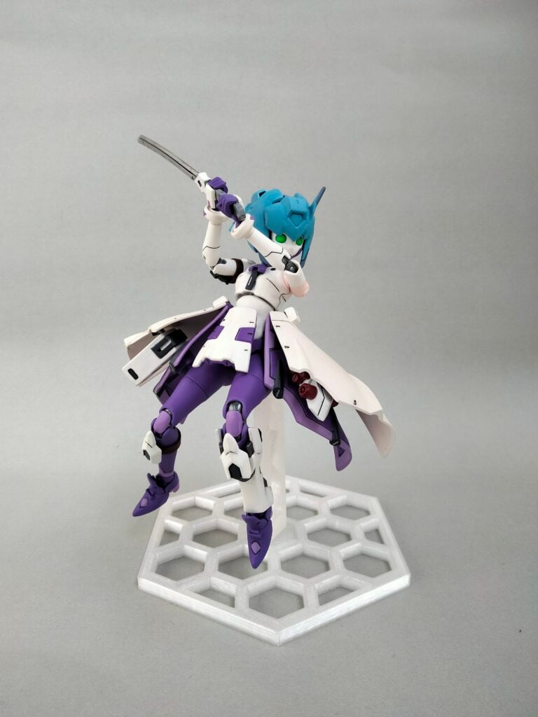 mobile-doll-final-sword-front-right