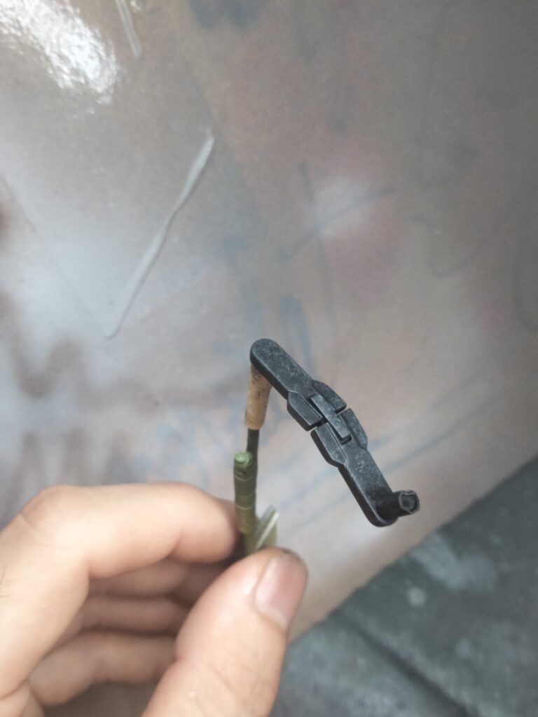 zaku-warrior-painting-gun-joint