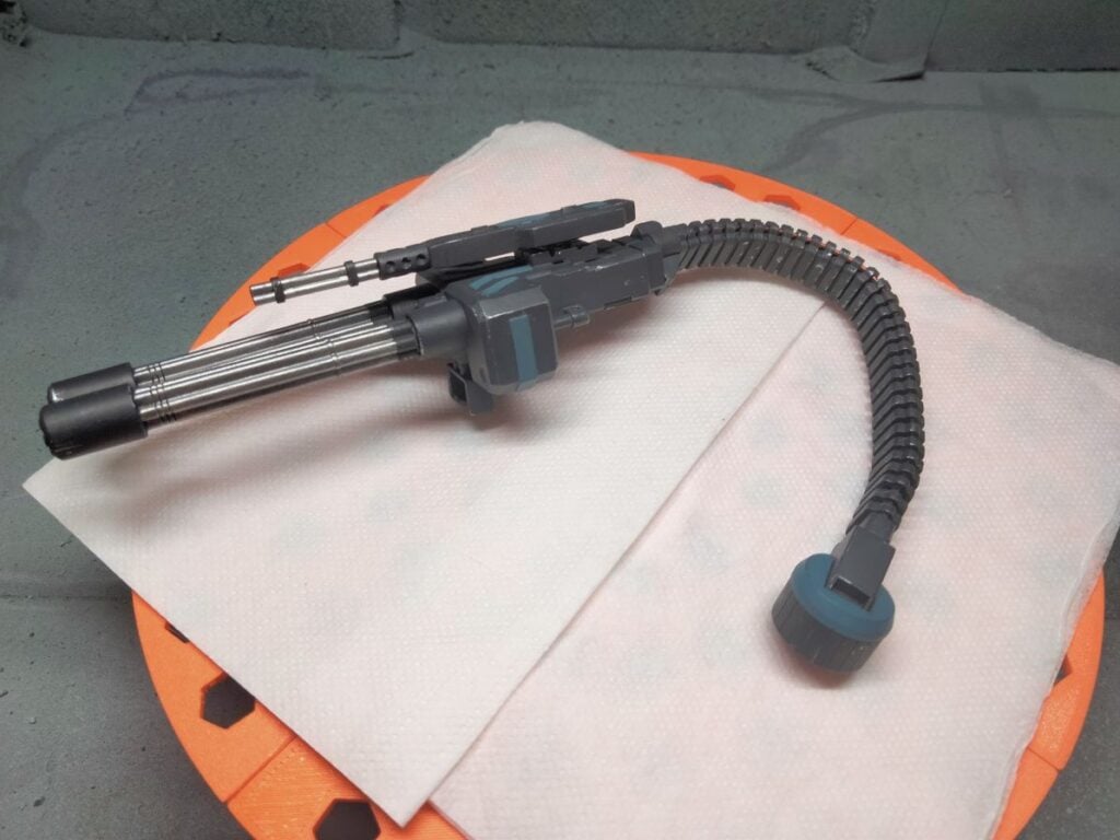 gusion-kitbash-painting-gun-1
