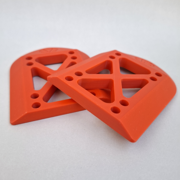 skateboard-riser-pads-small-bevelled-red-pentagram-10mm