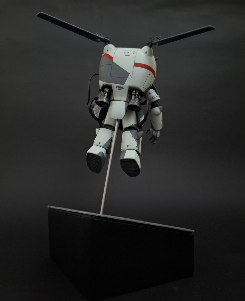 mak-fliege-final-rear-dark-2