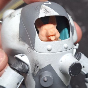 mak-fliege-weathering-suit-1